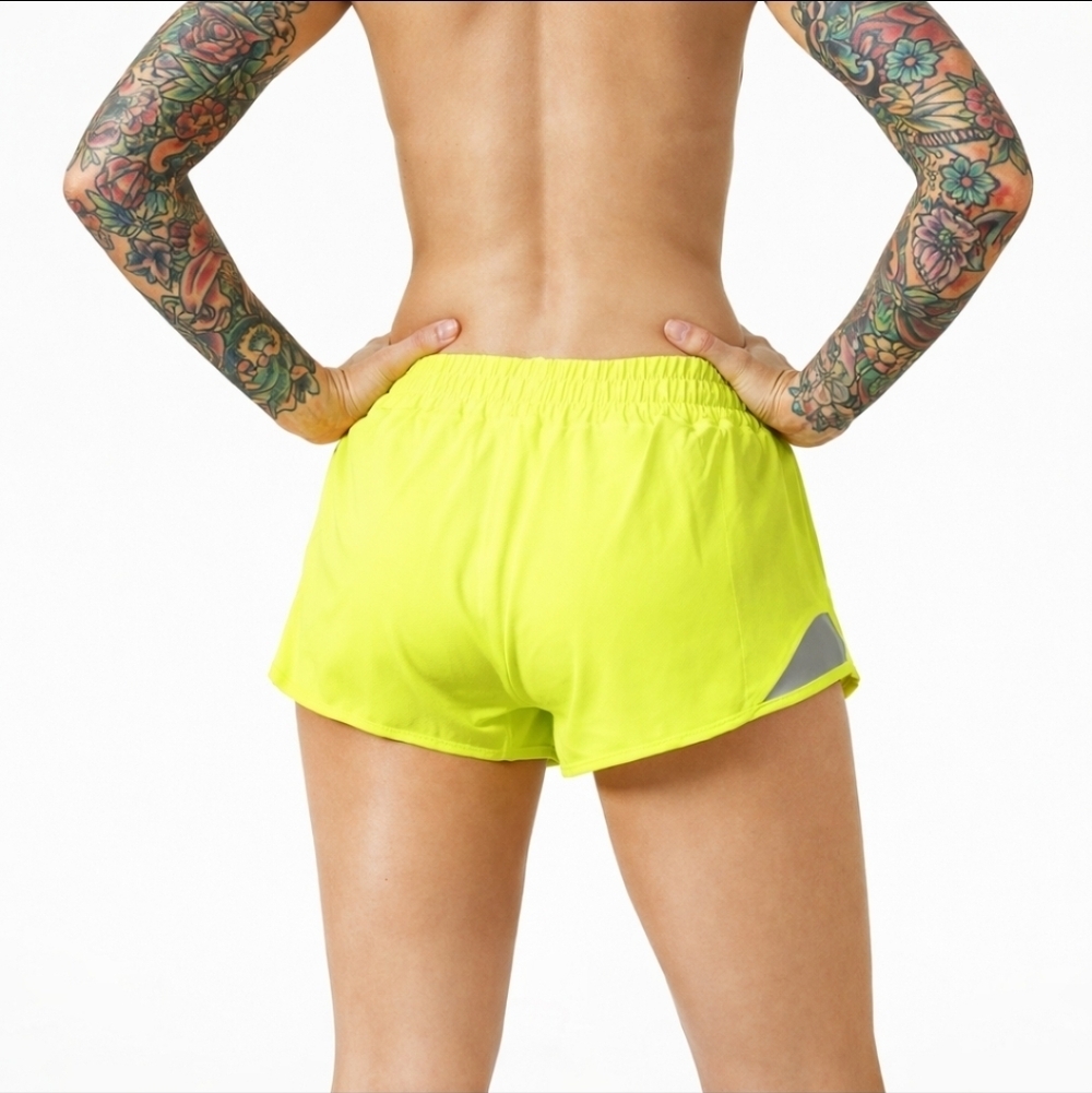 Lululemon Hotty Hot Short II Highlight Yellow Lined sz 14 NEW
